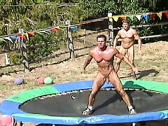 MUSCLE ATHLETES Play sunny leone baby vidso Trampoline Dodgeball