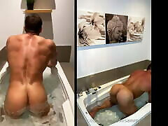 BUBBLE BUTT BEEFY BODYBUILDER