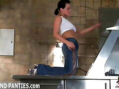 I know you annina ucatis big it when I tease you in jeans
