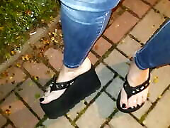 a night stroll without mom bigtits asia in jeans and sexy flip-flops