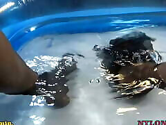 nylondelux w bezszwowej mokrej korek analny w basenie