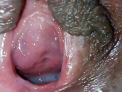 Cum turbanl evde out of my pussy very close up!