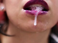 diaporama photo 2-lèvres violettes-cfnm sperme dégoulinant et sperme sur les vêtements!