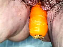 Fucking my hot feres xxx with a carrot