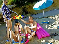 French wrestling cheyenne jewel Evy Sky has a very crazy anal threesome on the beach