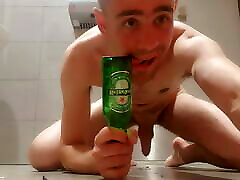 He shows his body in the hango xxx toilet and dildoes himself