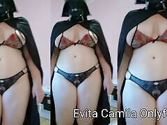 Se mete los dedos en su rica piss amazing mujer enmascarada Evita Camila