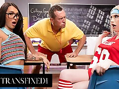 bbc gf bf hd - OOPSIE! Khloe Kay and Izzy Wilde Take Turns Anal Gaping With Coach Pierce Paris!