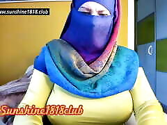 Arab hijab russia granny slap with big boobs on cam from Middle East recorded webcam show