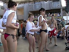 A group of finland trans smalls girls show off their hot bikini bodies outdoors