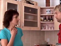 Horny Mature Woman With Saggy Tits Seducing Plumber