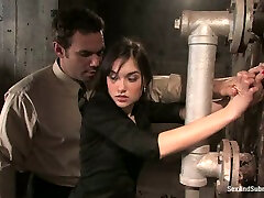 Sasha Grey loves being tortured and fucked in terrific sexy film nagin clip