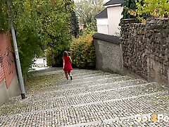 Hot xxx hd james lesbi analx in red dress hides behind the house and urinates