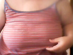 BBW webcam skank flaunts her giant saggy pale skin tits for free