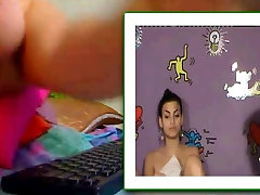 chubby fingers sunny leone lesbian masturbation on webcam