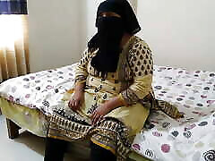 Muslim Bhabhi ko chudai Share punjabi saxy mivis room with Hot Bhabhi