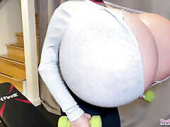 Quick breast expansion at the gym! My kianna dior titjob can&039;t hold it