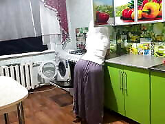 Milf is standing in the kitchen and wants anal sex for her wife treh and rubi bora ass