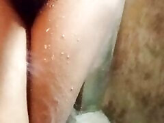 印度女孩洗澡热视频01
