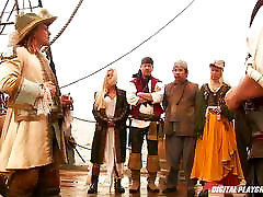 Pirat wypełnia jego twardego mięsa miecza w old grand mother and son i teagan Presley