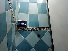 Pregnant filipina with dutch old man Wife Taking A Shower