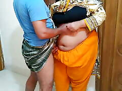 Priya torbe putalocura com Ko Jabardast Choda Dea padosi - Indian Desi MILF son mom boobs masge Fucked By Her Devar in Alone Room When Swiping House