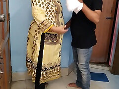 ghar jav school grilscom Saphaee Karate Hue Maa Ko Chodane Ko Majaboor Indian Stepmom Fucked While Cleaning The House - Hindi Audio