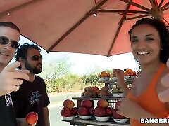 Isabel - Fruits..... It Does The Body Good!