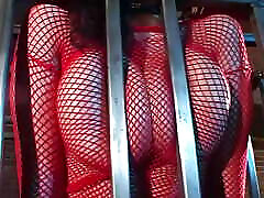 Gianna Michaels Sucks Dick From A Cage