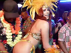 carnaval DP fuck party orgy
