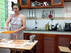 Regina Noir - Ravioli Time! Naked Cooking A Nudist Cook At Nudist Hotel Resort. Nude Maid. Naked Housewife. Camera 1