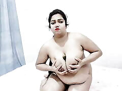 बड़े स्तन भारतीय सुंदर लड़की पूर्ण नग्न शो