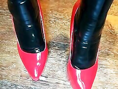 Alice Latexy models in stilettos and black and red force for tits sucking aka Latexdesires