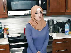 conexión hijab - la sexy nena de oriente medio willow ryder demuestra que no era inocente en absoluto