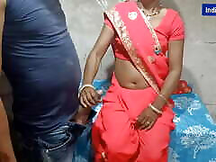 Hot Bhabhi in Red saree fucking with dever