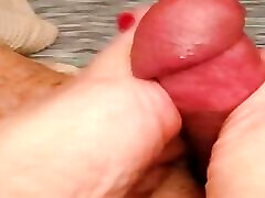 Footjob from sexy milf makes me cum so hard all over her toes