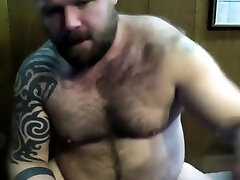 Hot Hairy Bear Gets Off On The Stink of his Hairy Musty Armp