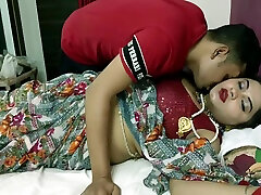 Desi Hot Couple Softcore Sex! Homemade honey demon dirty maid With Clear Audio