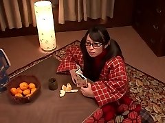 Teenie Masturbate With Table Stand And Moaning