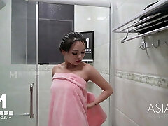 MSD-014- Scheming Gal