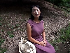 H053G04 A plain 60th birthday mature woman is a shaved beaver! An ordinary aunt makes a body with an excellent sensitivity shake