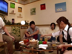 chica japonesa follada en el coño corrida creampie