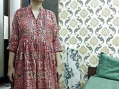 hermosa india bhabhi teniendo sexo caliente y romántico. desi bhabhi ki chudai. milf india caliente follando duro en todas las posiciones