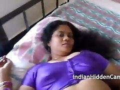 Desi aunty and uncle have fuck-fest in bedroom
