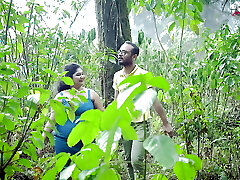 DESI LOCAL GIRLFIREND Orgy WITH BOYFRIEND IN JUNGLE FULL MOVIE