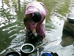 Bengali Hot Boudi Xxx Sex at Garden! Come Tomorrow Again!!!