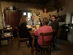 Escuela Superior Orgy (Italian)