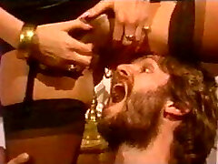 Dolly Buster pervers fisting und versauten fick