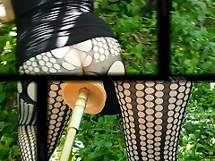 Exclusive penetrate of a milf orgy machine in a Park near the airp