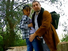 Pierced Milf sucks voyeur stranger at picture shooting